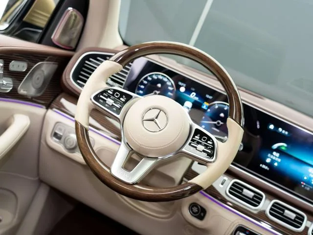 Mercedes-Benz Maybach GLS 2022 GLS 600 4MATIC Edición Rishang interior foto 16 Mercedes-Benz Maybach GLS 2022 GLS 600 4MATIC Edición Rishang interior foto 16