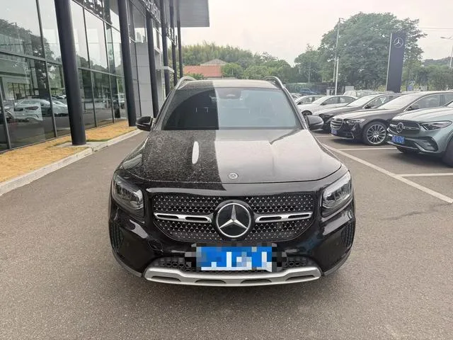 Mercedes-Benz GLB 2024 Mise à jour GLB 200 Type dynamique extérieur photo 2 Mercedes-Benz GLB 2024 Mise à jour GLB 200 Type dynamique extérieur photo 2