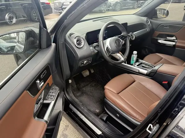 Mercedes-Benz GLB 2024 Mise à jour GLB 200 Type dynamique intérieur photo 7 Mercedes-Benz GLB 2024 Mise à jour GLB 200 Type dynamique intérieur photo 7