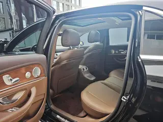 Mercedes-Benz E-Class 2023 Restyling E 300 L Luxury type Passenger car interior photo 6 Mercedes-Benz E-Class 2023 Restyling E 300 L Luxury type Passenger car interior photo 6