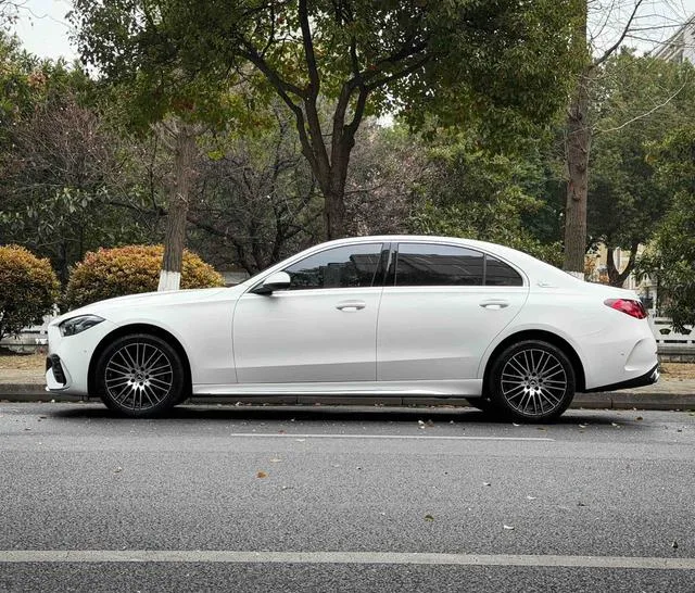 Mercedes-Benz C-Class 2023 Restyling C 260 L Sports version exterior photo 4 Mercedes-Benz C-Class 2023 Restyling C 260 L Sports version exterior photo 4