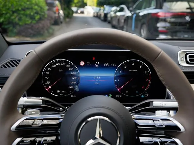 Mercedes-Benz S-Class 2023 S 450 L 4MATIC Ingenuity High Edition exterior photo 10 Mercedes-Benz S-Class 2023 S 450 L 4MATIC Ingenuity High Edition exterior photo 10