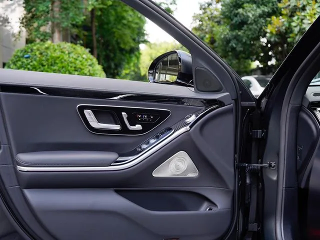 Mercedes-Benz S-Class 2023 S 450 L 4MATIC Ingenuity High Edition interior photo 20 Mercedes-Benz S-Class 2023 S 450 L 4MATIC Ingenuity High Edition interior photo 20