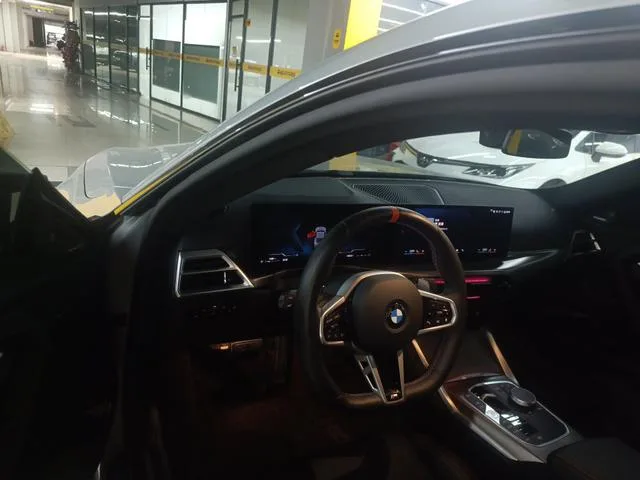 BMW 2 Series 2024 M240i Coupe interior photo 8 BMW 2 Series 2024 M240i Coupe interior photo 8