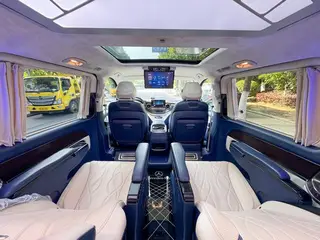 Mercedes-Benz V-Class 2021 V 260 Versión piloto interior foto 14 Mercedes-Benz V-Class 2021 V 260 Versión piloto interior foto 14