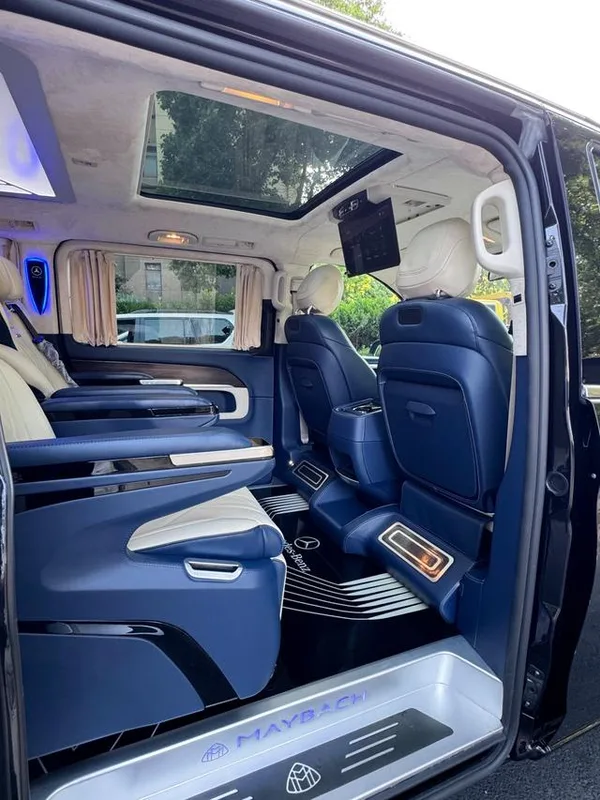 Mercedes-Benz V-Class 2021 V 260 Versión piloto interior foto 15 Mercedes-Benz V-Class 2021 V 260 Versión piloto interior foto 15