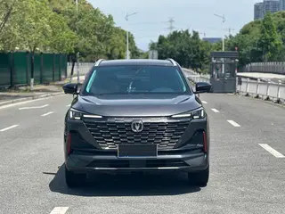 Changan CS55 PLUS 2022 Second generation 1.5T DCT Premium Trim exterior photo 2 Changan CS55 PLUS 2022 Second generation 1.5T DCT Premium Trim exterior photo 2