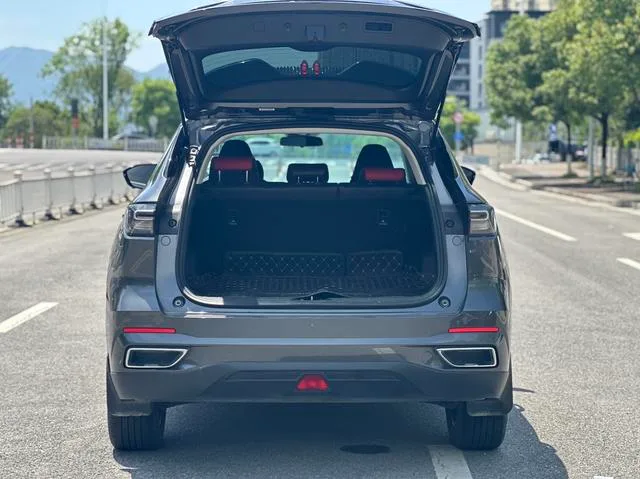 Changan CS55 PLUS 2022 Second generation 1.5T DCT Premium Trim interior photo 13 Changan CS55 PLUS 2022 Second generation 1.5T DCT Premium Trim interior photo 13