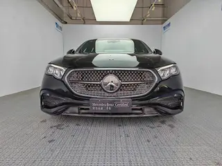 Mercedes-Benz E-Class 2025 E 300 L Estilo de moda Coche deportivo exterior foto 2 Mercedes-Benz E-Class 2025 E 300 L Estilo de moda Coche deportivo exterior foto 2