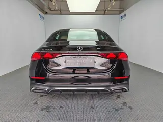 Mercedes-Benz E-Class 2025 E 300 L Estilo de moda Coche deportivo exterior foto 5 Mercedes-Benz E-Class 2025 E 300 L Estilo de moda Coche deportivo exterior foto 5