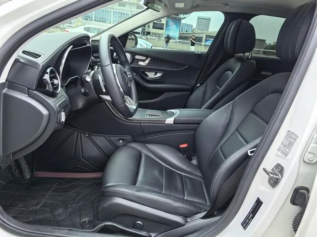 Mercedes-Benz C-Class 2021 C 260 L Édition tibétaine de la star du sport Yaozhen intérieur photo 8 Mercedes-Benz C-Class 2021 C 260 L Édition tibétaine de la star du sport Yaozhen intérieur photo 8