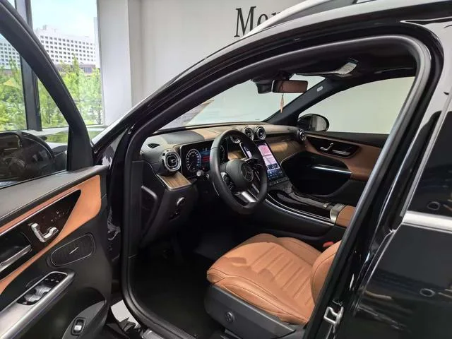 Mercedes-Benz GLC 2024 GLC 300 L 4MATIC Type dynamique 5 Siège extérieur photo 5 Mercedes-Benz GLC 2024 GLC 300 L 4MATIC Type dynamique 5 Siège extérieur photo 5