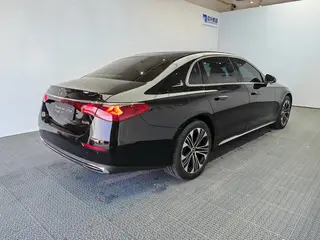 Mercedes-Benz E-Class 2025 Restyling E 300 L Luxury type Passenger car exterior photo 6 Mercedes-Benz E-Class 2025 Restyling E 300 L Luxury type Passenger car exterior photo 6