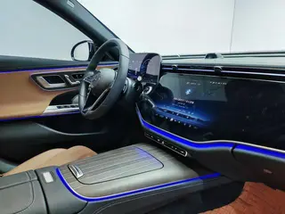 Mercedes-Benz E-Class 2025 Restyling E 300 L Luxury type Passenger car interior photo 14 Mercedes-Benz E-Class 2025 Restyling E 300 L Luxury type Passenger car interior photo 14