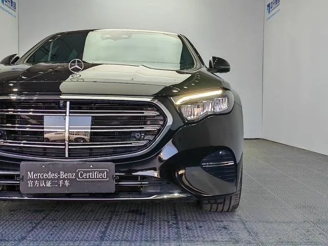 Mercedes-Benz E-Class 2025 Restyling E 300 L Luxury type Passenger car interior photo 18 Mercedes-Benz E-Class 2025 Restyling E 300 L Luxury type Passenger car interior photo 18