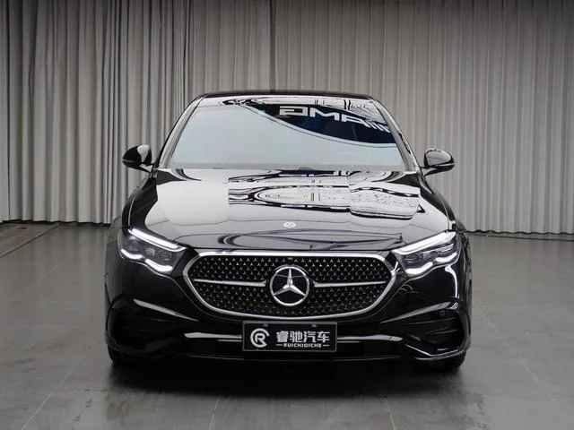 Mercedes-Benz E-Class (Imported) 2025 Restyling E 260 Sports version exterior photo 2 Mercedes-Benz E-Class (Imported) 2025 Restyling E 260 Sports version exterior photo 2