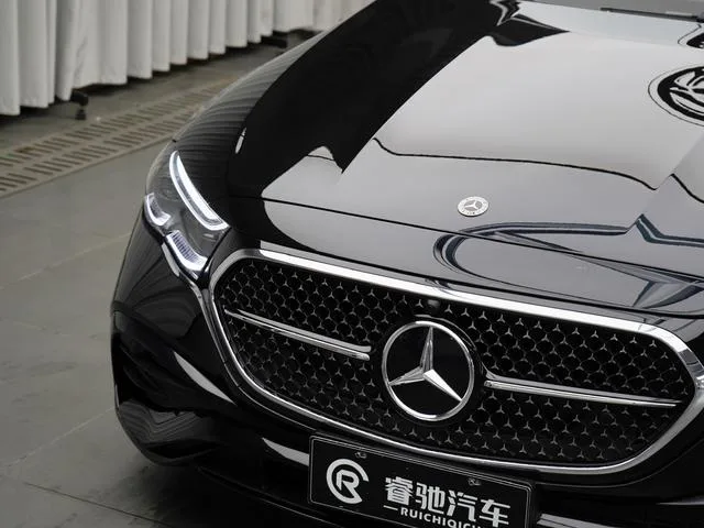 Mercedes-Benz E-Class (Imported) 2025 Restyling E 260 Sports version exterior photo 4 Mercedes-Benz E-Class (Imported) 2025 Restyling E 260 Sports version exterior photo 4