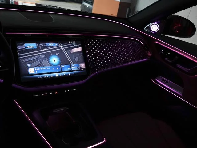 Mercedes-Benz E-Class (Imported) 2025 Restyling E 260 Sports version interior photo 19 Mercedes-Benz E-Class (Imported) 2025 Restyling E 260 Sports version interior photo 19