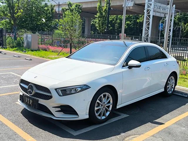 Mercedes-Benz A-Class 2021 A 200 L Sport Sedan Fashion Edition exterior photo 1 Mercedes-Benz A-Class 2021 A 200 L Sport Sedan Fashion Edition exterior photo 1