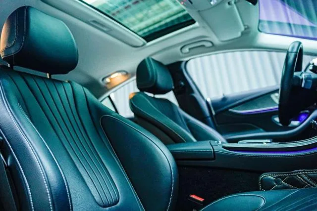 Mercedes-Benz CLS 2023 CLS 300 Dynamic interior photo 6 Mercedes-Benz CLS 2023 CLS 300 Dynamic interior photo 6
