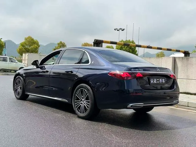 Mercedes-Benz E-Class 2024 Restyling E 260 L Passenger car exterior photo 6 Mercedes-Benz E-Class 2024 Restyling E 260 L Passenger car exterior photo 6