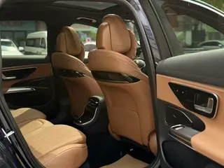 Mercedes-Benz E-Class 2024 Restyling E 260 L Passenger car interior photo 11 Mercedes-Benz E-Class 2024 Restyling E 260 L Passenger car interior photo 11