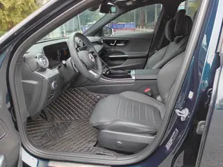 Mercedes-Benz C-Class 2023 Restyling C 200 L Sports version interior photo 7 Mercedes-Benz C-Class 2023 Restyling C 200 L Sports version interior photo 7