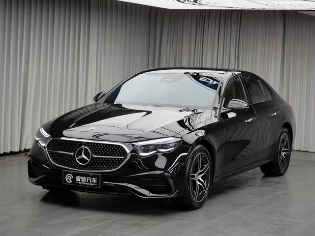 Mercedes-Benz E-Class (Imported) 2025 Mise à jour E 260 Version sportive extérieur photo 1 Mercedes-Benz E-Class (Imported) 2025 Mise à jour E 260 Version sportive extérieur photo 1