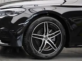 Mercedes-Benz E-Class (Imported) 2025 Mise à jour E 260 Version sportive extérieur photo 7 Mercedes-Benz E-Class (Imported) 2025 Mise à jour E 260 Version sportive extérieur photo 7
