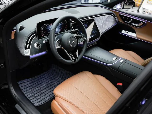 Mercedes-Benz E-Class (Imported) 2025 Mise à jour E 260 Version sportive intérieur photo 11 Mercedes-Benz E-Class (Imported) 2025 Mise à jour E 260 Version sportive intérieur photo 11