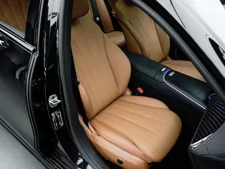 Mercedes-Benz E-Class (Imported) 2025 Mise à jour E 260 Version sportive intérieur photo 15 Mercedes-Benz E-Class (Imported) 2025 Mise à jour E 260 Version sportive intérieur photo 15