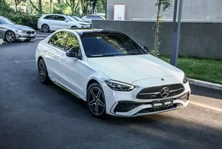 Mercedes-Benz C-Class 2023 C 260 L Versión deportiva exterior foto 6 Mercedes-Benz C-Class 2023 C 260 L Versión deportiva exterior foto 6