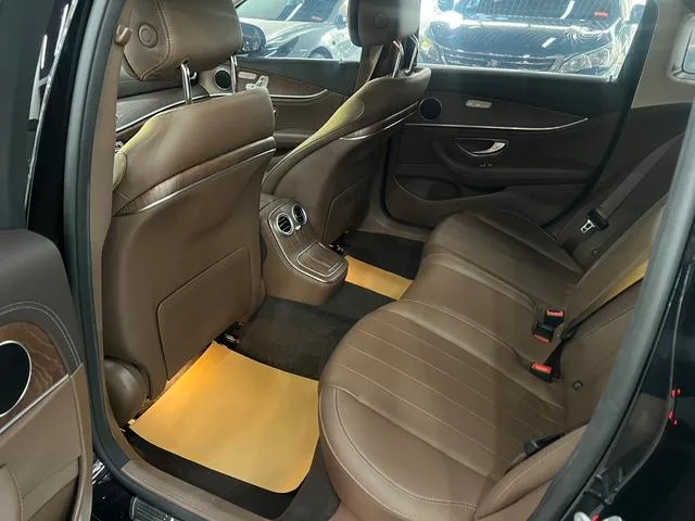 Mercedes-Benz E-Class 2023 E 300 L Fashionable Passenger car exterior photo 5 Mercedes-Benz E-Class 2023 E 300 L Fashionable Passenger car exterior photo 5