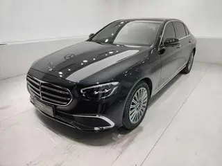 Mercedes-Benz E-Class 2023 Restyling E 300 L Luxury type Passenger car exterior photo 1 Mercedes-Benz E-Class 2023 Restyling E 300 L Luxury type Passenger car exterior photo 1
