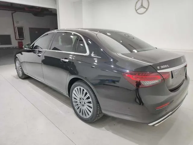 Mercedes-Benz E-Class 2023 Restyling E 300 L Luxury type Passenger car exterior photo 2 Mercedes-Benz E-Class 2023 Restyling E 300 L Luxury type Passenger car exterior photo 2