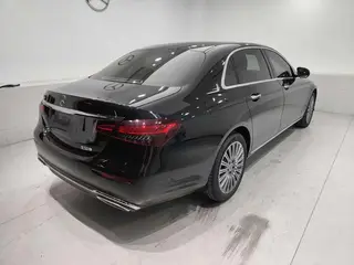 Mercedes-Benz E-Class 2023 Restyling E 300 L Luxury type Passenger car exterior photo 6 Mercedes-Benz E-Class 2023 Restyling E 300 L Luxury type Passenger car exterior photo 6