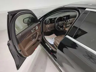 Mercedes-Benz E-Class 2023 Restyling E 300 L Luxury type Passenger car interior photo 13 Mercedes-Benz E-Class 2023 Restyling E 300 L Luxury type Passenger car interior photo 13