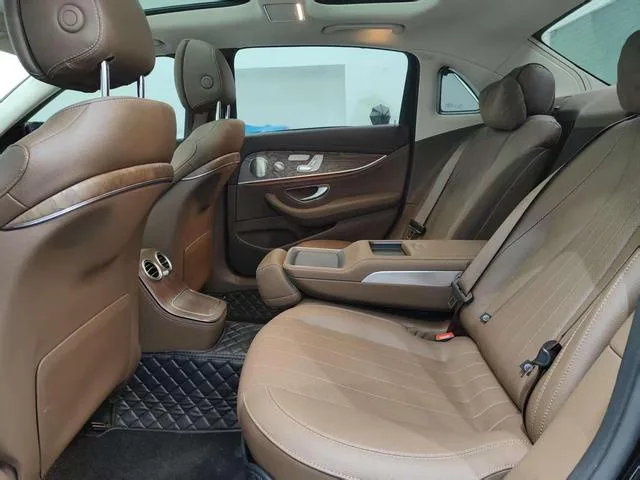 Mercedes-Benz E-Class 2023 Restyling E 300 L Luxury type Passenger car interior photo 16 Mercedes-Benz E-Class 2023 Restyling E 300 L Luxury type Passenger car interior photo 16