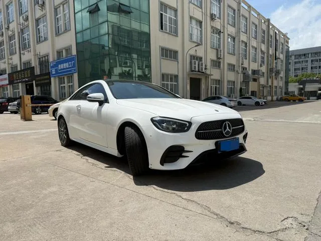 Mercedes-Benz E-Class (Imported) 2020 E 260 Coupe exterior photo 3 Mercedes-Benz E-Class (Imported) 2020 E 260 Coupe exterior photo 3