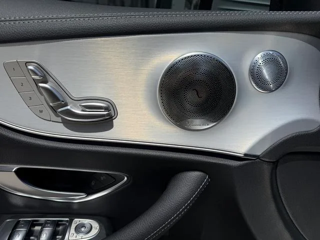 Mercedes-Benz E-Class (Imported) 2020 E 260 Coupe interior photo 12 Mercedes-Benz E-Class (Imported) 2020 E 260 Coupe interior photo 12