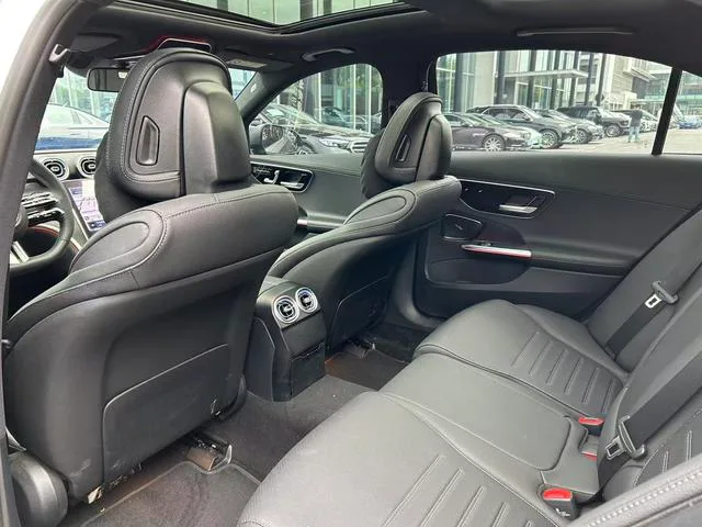 Mercedes-Benz C-Class 2024 Three changes C 260 L Sports version interior photo 12 Mercedes-Benz C-Class 2024 Three changes C 260 L Sports version interior photo 12