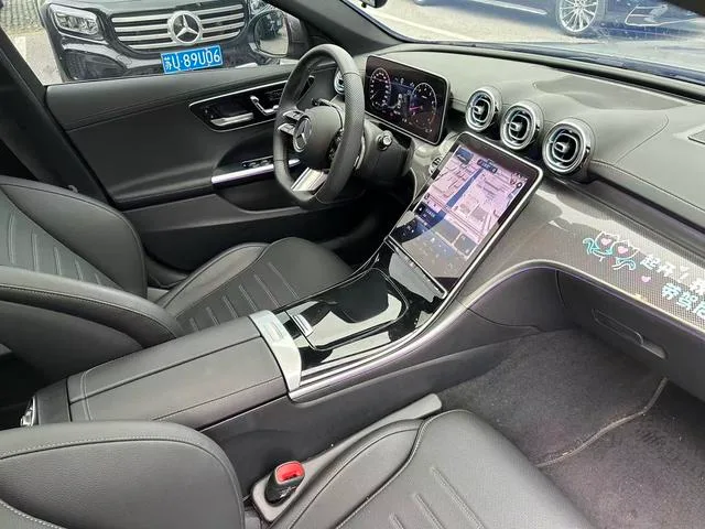 Mercedes-Benz C-Class 2024 Three changes C 260 L Sports version interior photo 14 Mercedes-Benz C-Class 2024 Three changes C 260 L Sports version interior photo 14