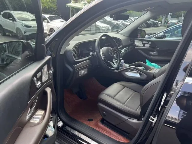 Mercedes-Benz GLE (Imported) 2022 GLE 350 4MATIC Style tendance intérieur photo 10 Mercedes-Benz GLE (Imported) 2022 GLE 350 4MATIC Style tendance intérieur photo 10