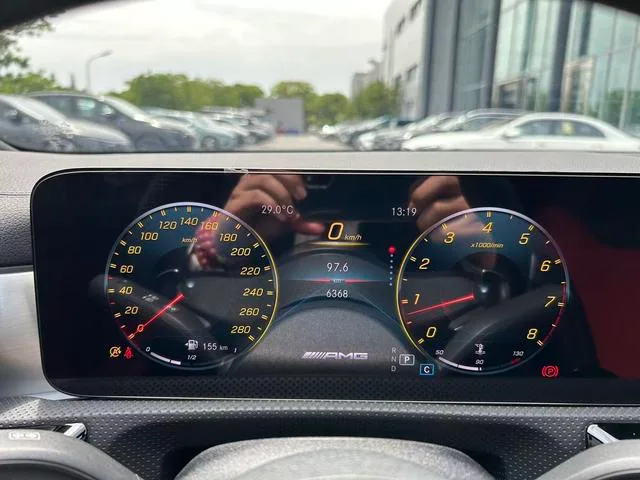 Mercedes-Benz CLA AMG 2022 AMG CLA 35 4MATIC interior photo 17 Mercedes-Benz CLA AMG 2022 AMG CLA 35 4MATIC interior photo 17