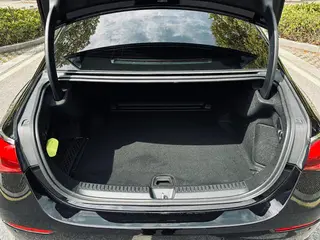 Mercedes-Benz E-Class 2025 E 300 L Fashionable Passenger car exterior photo 10 Mercedes-Benz E-Class 2025 E 300 L Fashionable Passenger car exterior photo 10