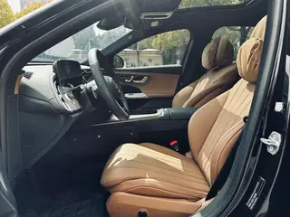Mercedes-Benz E-Class 2025 E 300 L Fashionable Passenger car interior photo 20 Mercedes-Benz E-Class 2025 E 300 L Fashionable Passenger car interior photo 20