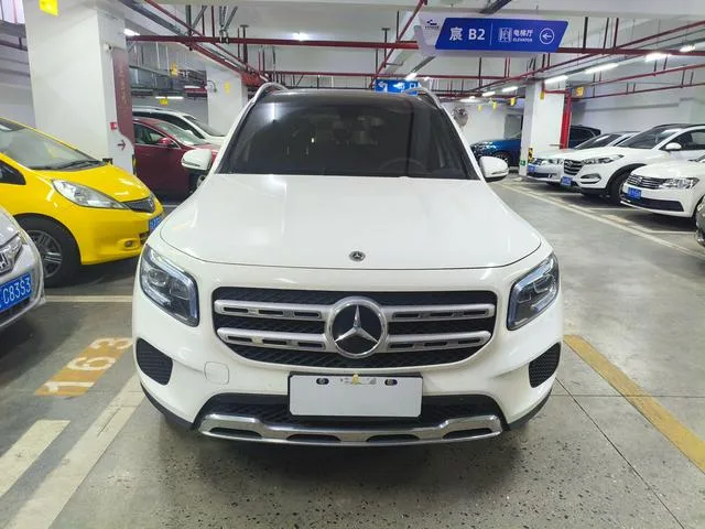 Mercedes-Benz GLB 2022 GLB 220 Dynamic exterior photo 2 Mercedes-Benz GLB 2022 GLB 220 Dynamic exterior photo 2