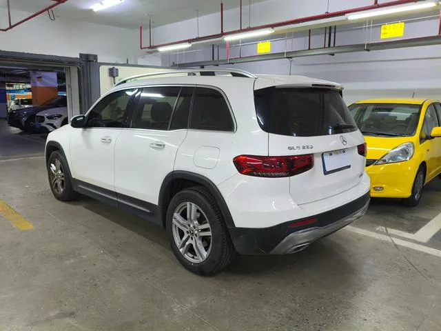Mercedes-Benz GLB 2022 GLB 220 Dynamic interior photo 7 Mercedes-Benz GLB 2022 GLB 220 Dynamic interior photo 7