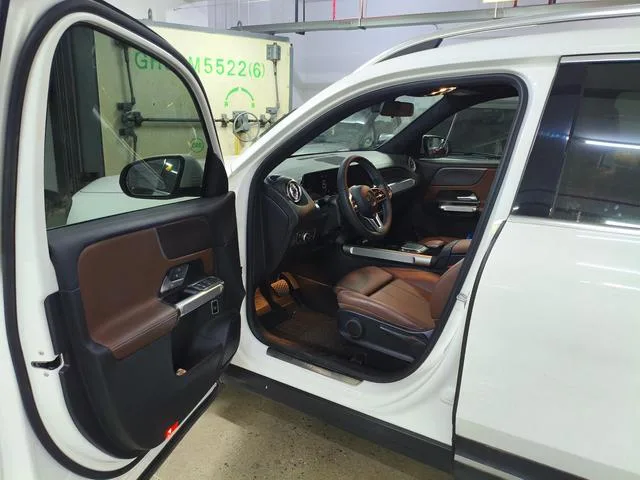 Mercedes-Benz GLB 2022 GLB 220 Dynamic interior photo 9 Mercedes-Benz GLB 2022 GLB 220 Dynamic interior photo 9