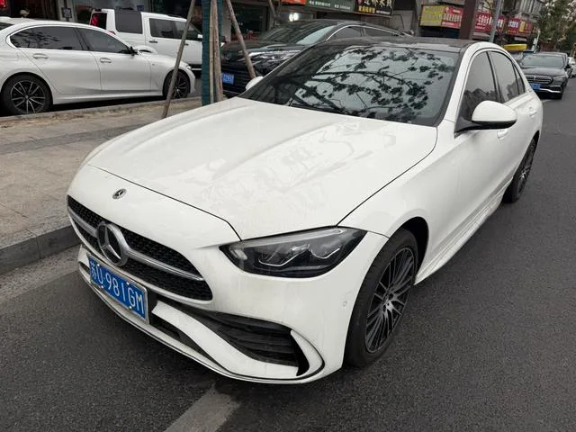 Mercedes-Benz C-Class 2024 C 260 L Sports version exterior photo 1 Mercedes-Benz C-Class 2024 C 260 L Sports version exterior photo 1